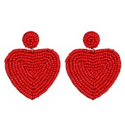 ( red) beads ear stud...