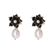 ( black) Pearl earrin...