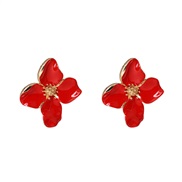 ( red)brief ear stud ...