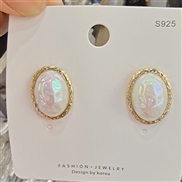 Europe and American earrings