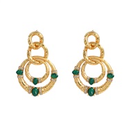 ( Gold)bronze earring...