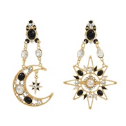 ( Gold)medium earring...