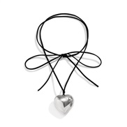 (  White K 5482)occidental style  exaggerating big love pendant necklace  brief velvetchocke