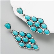 (green )trend earring...