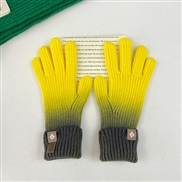 (Free Size )( yellow and black Gradual change)occidental style gradual change color woolen glove woman~ins Autumn and W