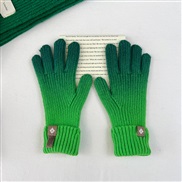 (Free Size )( Gradual change)occidental style gradual change color woolen glove woman~ins Autumn and Winter thick knitt