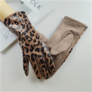 (Free Size )( khaki)fashion leopard imitate leather wind glove woman autumn Winter velvet warm mitten