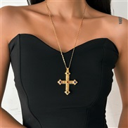 ( 3  Gold necklace 69...