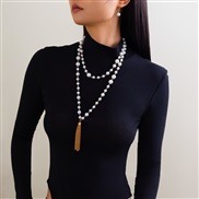 ( 1  Gold necklace+  ...