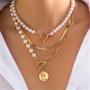 ( 2  Gold necklaceSui...