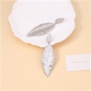 ( Silver)occidental style mediumVintage unique creative Metal leaves earring      samll fashion style