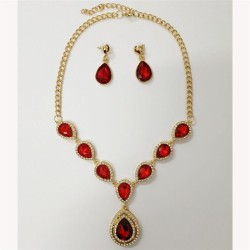 occidental style necklace