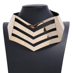 Metal textured multilayerV clavicle chain exaggerating woman Collar  Metal nec..