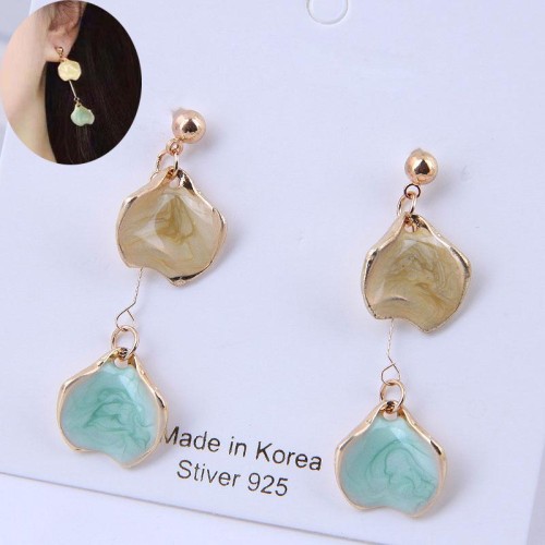 fine  Korean style fashion sweet textured petal personality temperament ear stud