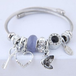occidental style fashion  Metal all-PurposeDL concise key love swan pendant mo..