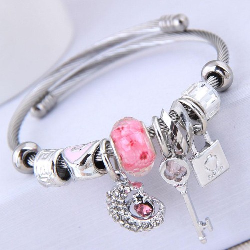 occidental style fashion  Metal all-PurposeDL concise flash diamond Moon and stars keylock all-Purpose pendant more e