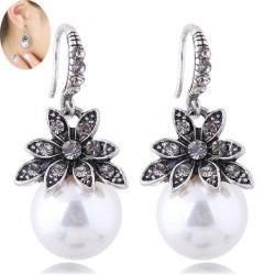  fine  Korean style fashion classic earring  concise flowers Pearl temperament..