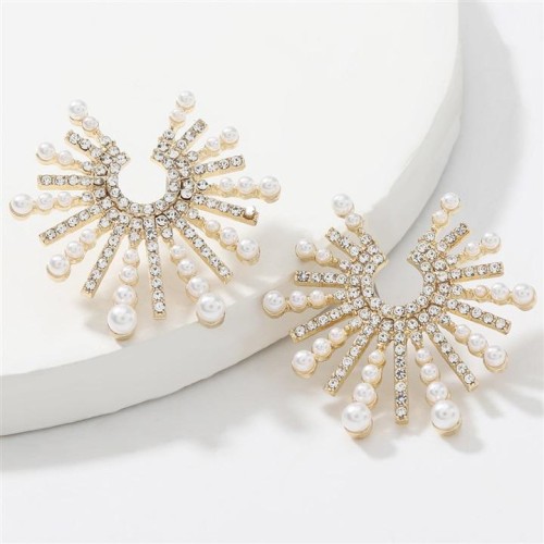 earrings Alloy diamond embed Pearl sun flower earrings woman occidental style Earring