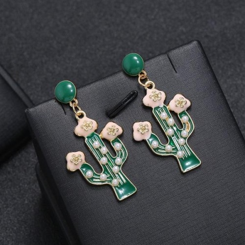 creative personality bronze enamel embed Pearl earrings woman occidental style wind personality brief ear stud