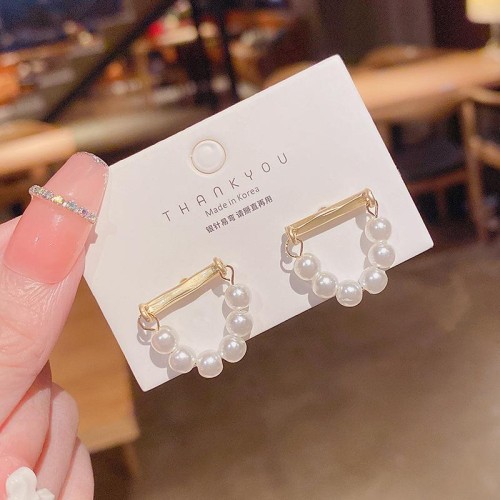 ins wind samll brief Pearl earrings woman silver Korean style same style ear stud temperament