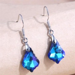 fashion sweetOL concise leaf crystal personality earrings