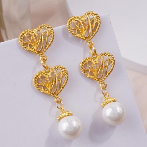 European and American fashion metal simple love temperament exaggerated earrings