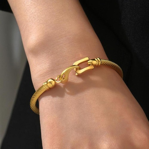Fashionable titanium steel simple lock catch personality female bracelet