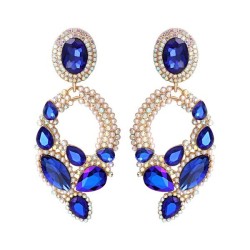  occidental style exaggerating geometry flowers Modeling diamond trend persona..