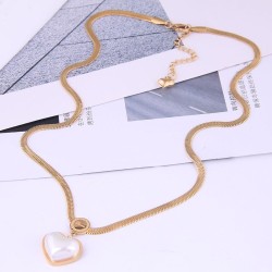 Korean style fashion concise Peach heart Pearl titanium steel temperament neck..