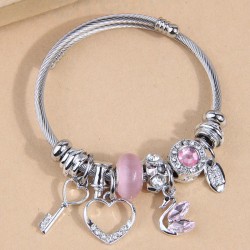 fashion conciseOL flash diamond swan love more pendant all-Purpose temperament..