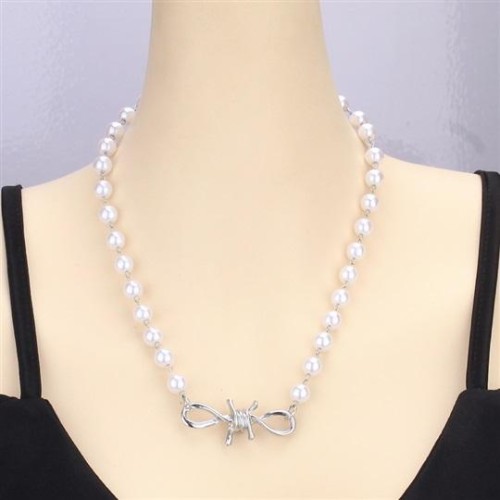 Pearl cross pendant necklace woman ins occidental style Metal multilayer clavicle chain