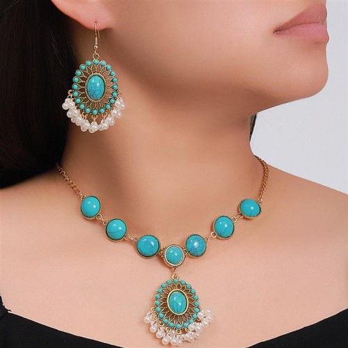 ethnic style retro turquoise necklace tassel earrings set Modeling