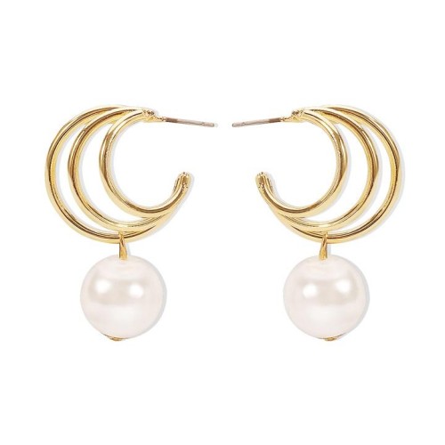 E Metal temperament hollow Pearl earrings  samll fashion Irregular geometry ear stud