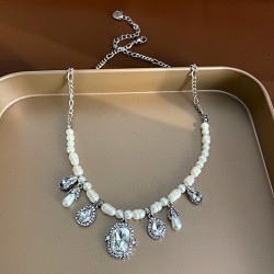 retro Pearl drop necklace woman occidental style samll high drop pendant clavi..