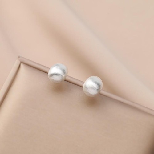  brief retro Metal earrings woman fashion all-Purpose high ear stud Earring