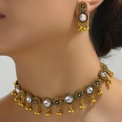  fashion retro flowers flash diamond temperament woman necklace earring woman ..