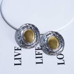 Autumn and Winter earrings high samll retro buckle occidental style Ladies win..
