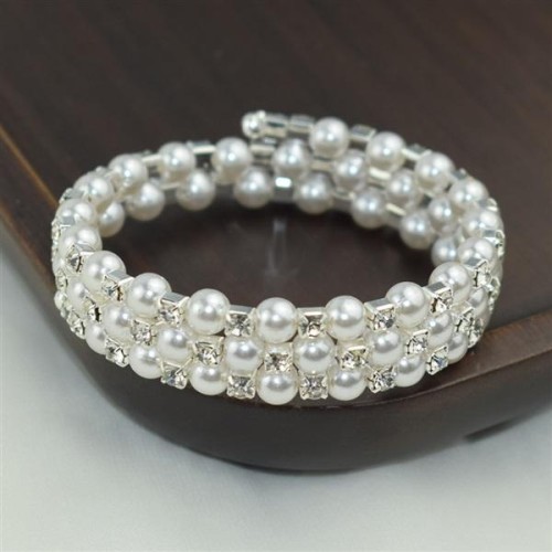 Korean stylemm Pearl bracelet  lady  Pearl Rhinestone opening bangle