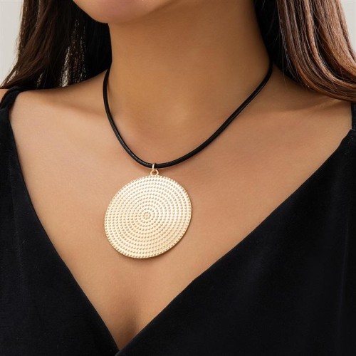 occidental style exaggerating surface big pendant Collar  fashion style Metal patternnecklace 