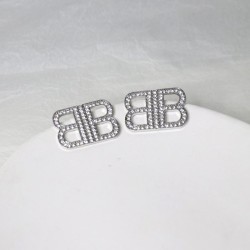 ins samll diamond Double Word ear stud occidental style fashion high Ladies wi..