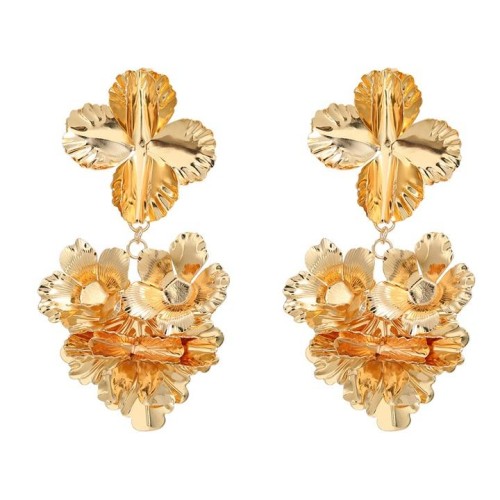 Autumn and Winter Alloy earrings flowers Earring woman trend occidental style exaggerating Metal