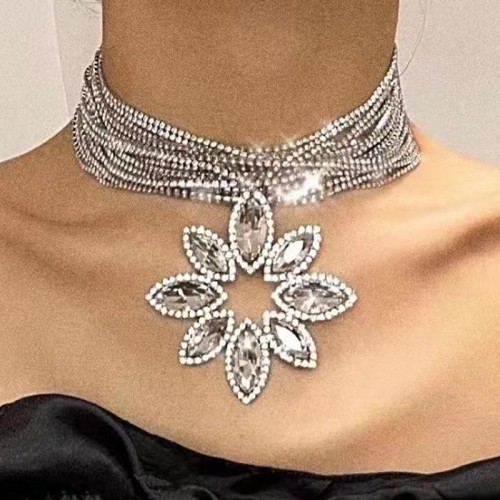 occidental style style exaggerating multilayer flowers Rhinestone temperament necklacehoker flash diamond chain