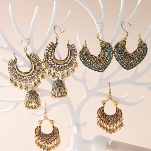 fashion noble wind retro three exaggerating earring