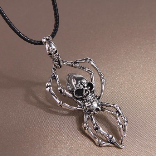 European and American Fashion Halloween Funny Retro Spider Men Necklace