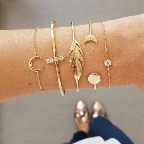 occidental style wind embed Rhinestone personality feather bracelet Round opening bangle leaves day bracelet s