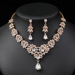 occidental style exaggerating retro necklace set woman clavicle chain head