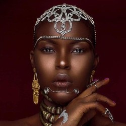  new exotic customs love  occidental style Rhinestone bride wedding head woman..
