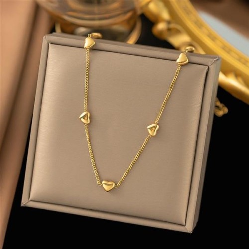  sweet wind all-Purpose Peach heart necklace woman samll love titanium steel gilded set