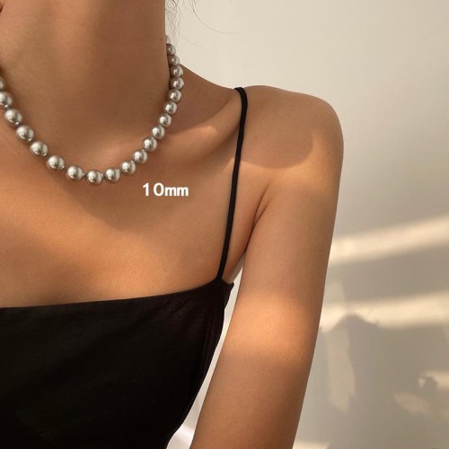 Autumn and Winter retro high Pearl necklace brief temperament wind clavicle chain woman sweater chain