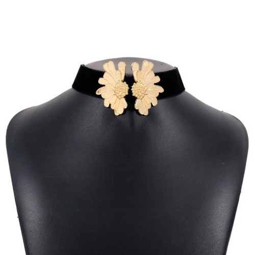 occidental style samll retro flowers chain  velvet enamel personality clavicle necklace woman